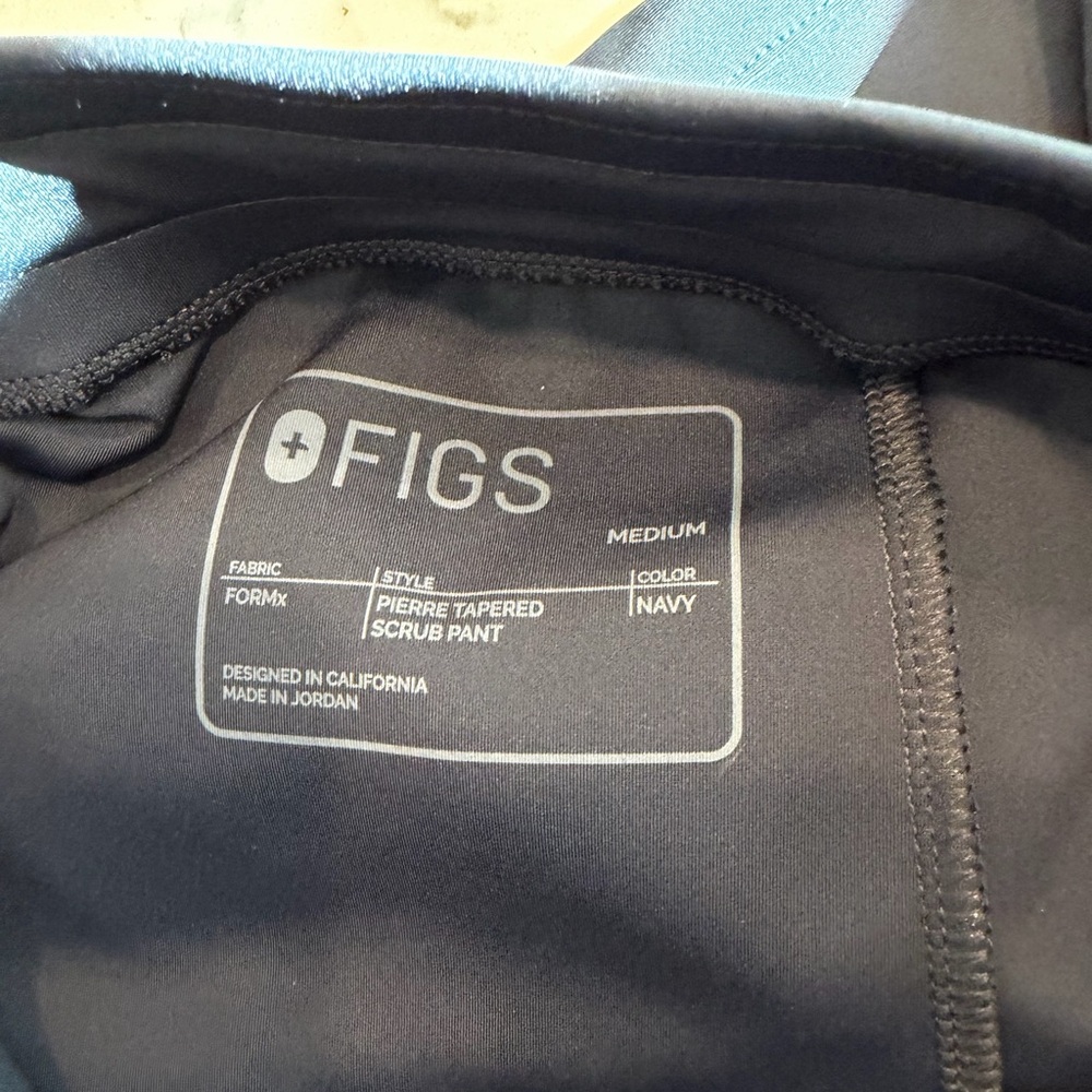 Figs Black Technical Collection Top